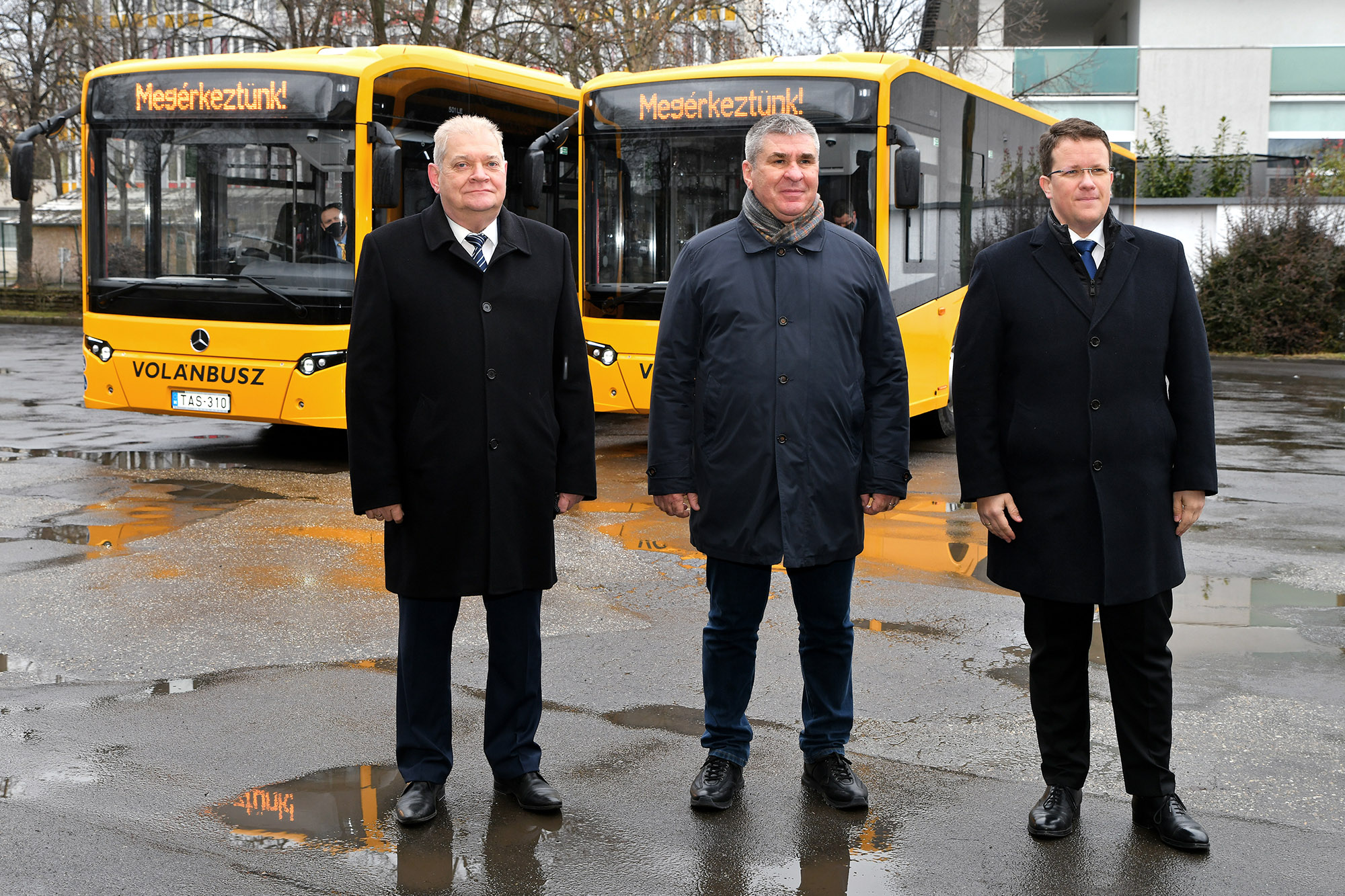 A képen látható: a sajtótájékoztató felszólalói